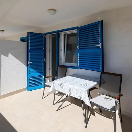 Family Friendly Seaside Sukosan, Zadar - 20841 Lejlighed *
