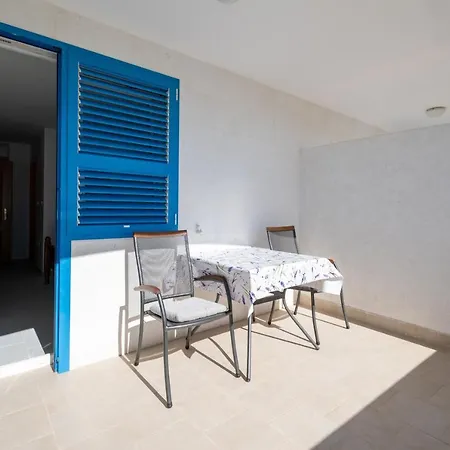 Apartment Family Friendly Seaside Sukosan, Zadar - 20841 *