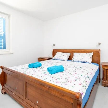 Family Friendly Seaside Sukosan, Zadar - 20841 Apartment *