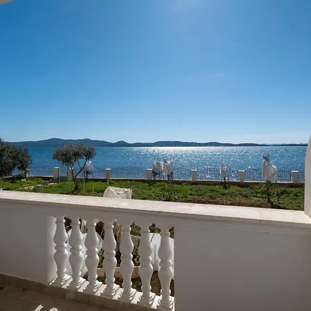 Lejlighed Family Friendly Seaside Sukosan, Zadar - 20841 Sukošan