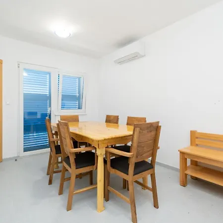 Family Friendly Seaside Sukosan, Zadar - 20841 Lejlighed *