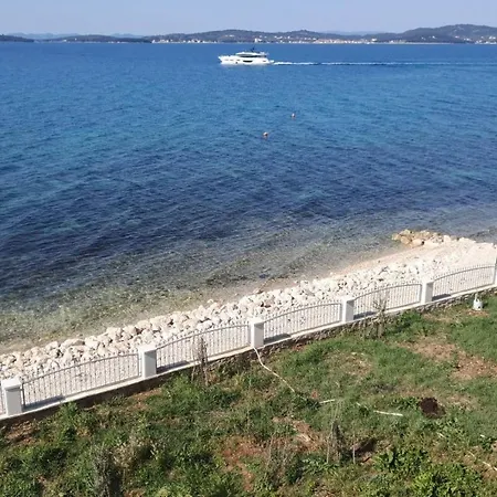 Family Friendly Seaside Sukosan, Zadar - 20841 *