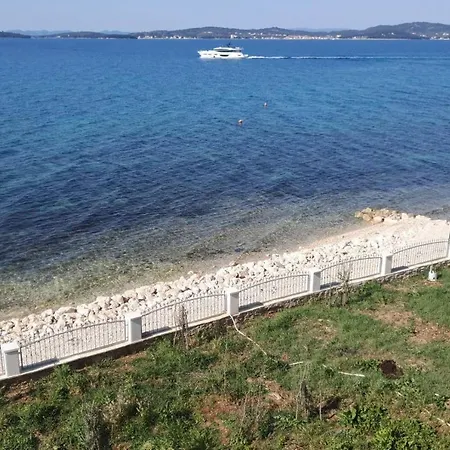 Family Friendly Seaside Sukosan, Zadar - 20841 *