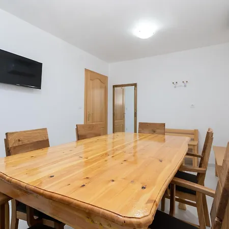 Apartment Family Friendly Seaside Sukosan, Zadar - 20841 *